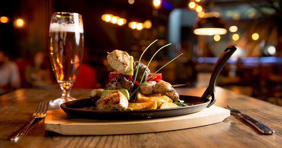 Love and food: It is all about dinenos restaurant